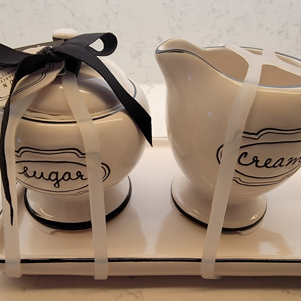 Rae Dunn Cream and Sugar with Tray